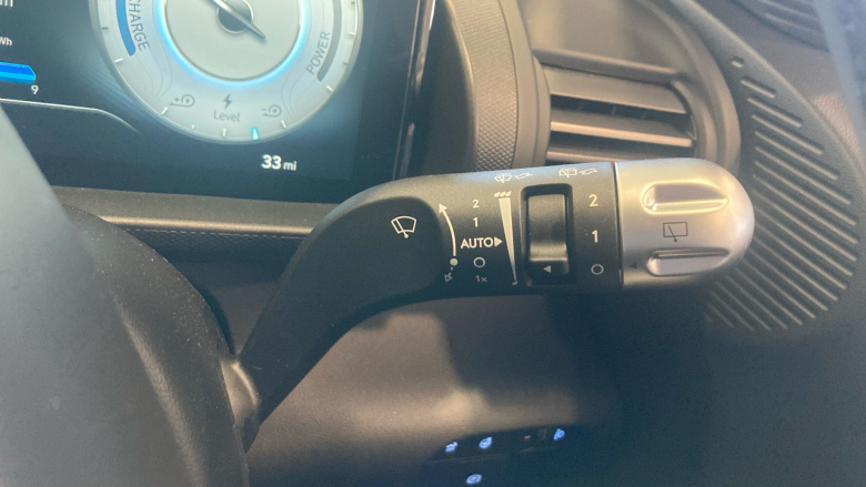 Hyundai INSTER 85kW 02 49kWh 5dr Auto Electric Hatchback